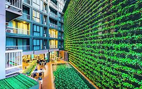 โรงแรมครอส ไวบ์ เชียงใหม่ ดีเซม นิมมาน (ชื่อเดิม ครอสทู ไวบ์ ไวบ์ เชียงใหม่ ดีเซม)